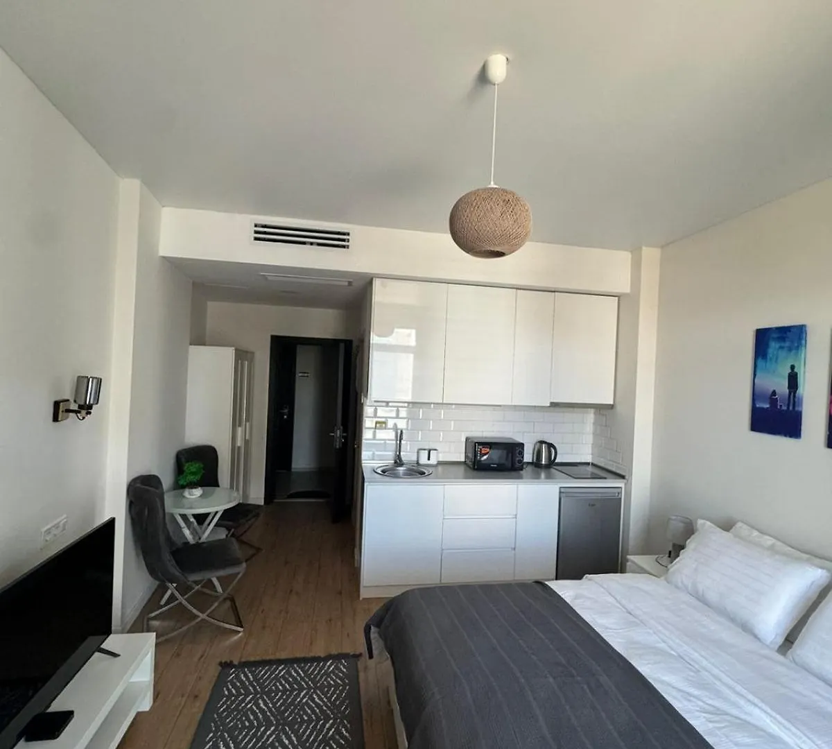 Solo Visit Apartments 1702 B Batumi