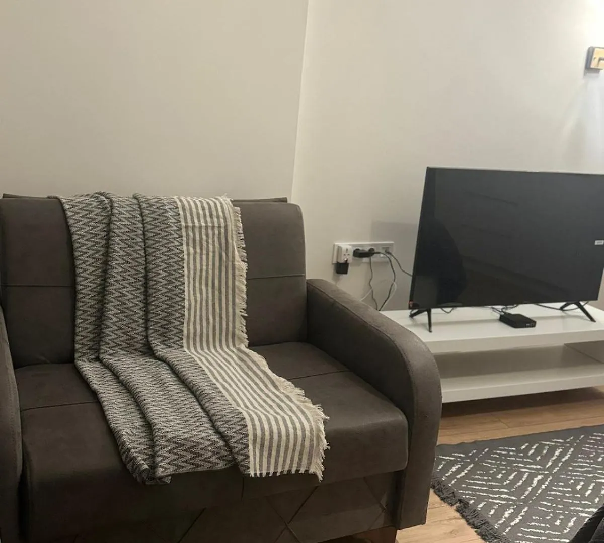 Solo Visit Apartments 1702 B Batumi
