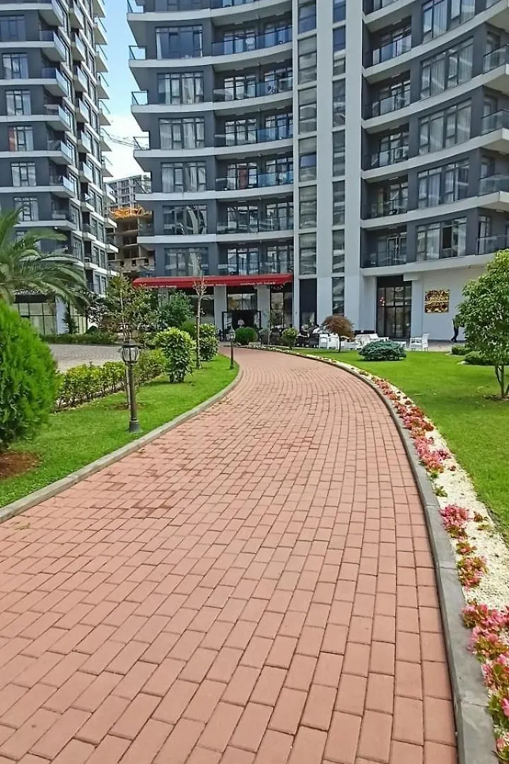 Solo Visit Apartments 1702 B Batumi